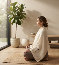 Meditasyon Şalı %100 Pamuk Müslin Yoga Şalı Lavanta Nakışlı Savasana Meditasyon Örtüsü Nefes Egzersizi Battaniyesi Ekru
